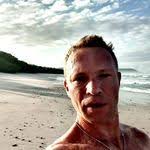 Chris Lavau's Instagram, Twitter & Facebook