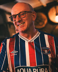 🛍️ The Blues Store is now open until 5pm. Purchase our new 2025/26 home  shirt in-store or online now! 🔗:  https://bluesstore.co.uk/25-26/25-26-adult-home-shirt