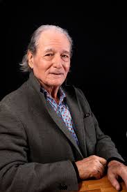 Claude zidi (born 25 july 1934) is a french film director and screenwriter who is noted for his mainstream burlesque comedies. Claude Zidi Vie Actuelle Fils Problemes 12 Ans Apres La Fin D Une Riche Carriere