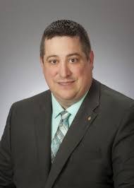 Jerry Updyke's Instagram, Twitter & Facebook