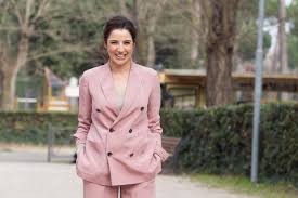 L'intervista della rai a luisa ranieri, protagonista della fiction dedicata a luisa spagnoli. Luisa Spagnoli E Luisa Ranieri Nella Fiction Rai Tra Moda E Cioccolato Magazine Delle Donne