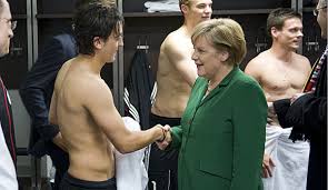 İlkay gündoğan haberleri ve güncel son dakika gelişmeleri için tıklayın! Erdogan Gate Kanzlerin Angela Merkel Nimmt Mesut Ozil Und Ilkay Gundogan In Schutz