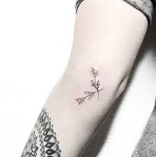 Gorgeous bouquet vintage flower tattoo this wildflower bouquet looks great going up the arm, and even though it takes up a lot of space, in the end, the pay off of the design is definitely worth it. 23 Floral Tattoos That Are So Much Better Than A Bouquet Tattoos Pretty Tattoos Tasteful Tattoos