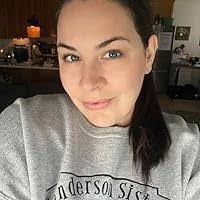 Stacy Cameron's Instagram, Twitter & Facebook