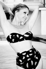 Parlane con le ditte che contatterai per un preventivo. I Meravigliosi Anni Delle Cuffie Da Bagno Di Gomma Le Chicche Chic