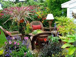 Wir teilen mit, wie sie am besten modernen garten gestalten. Die Besten Tipps Und Ideen Fur Die Gestaltung Kleiner Garten