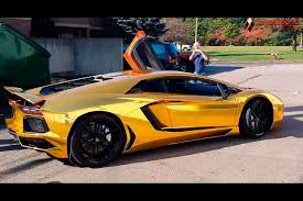 Limited to a mere 800 examples, the svj roadster is the most iconic form of the aventador family. Aventador Lp700 Gold Chrome Wrap By Dbx The Video Lambocars Com