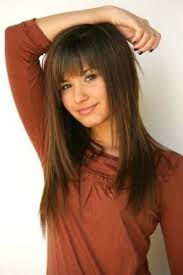 Omg She Looks So Good With Bangs Demi Lovato Hair Demi Lovato Pictures Long Hair Styles