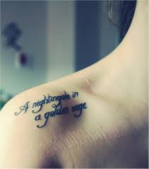 Image De Etoile Tatouage Femme Epaule Ecriture