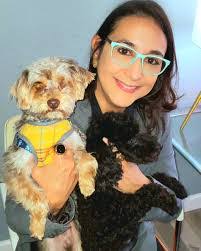 Mari Corral's Instagram, Twitter & Facebook