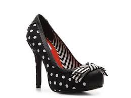 Black And White Polka Dot Heels Womens Oh Wow Black And White Polka Dots And Stripes With A Red Interior So Cute Shoes Heels Pretty Shoes