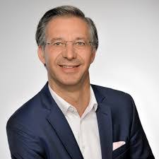 Martin Prager's Instagram, Twitter & Facebook