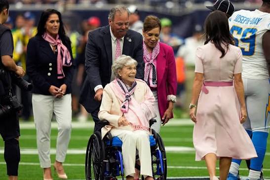 Houston Texans co-founder Janice McNair dies at 89