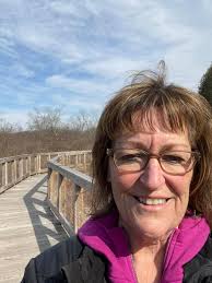 Are there running groups or events in Oakland?