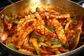 Beli bahan sop, tinggal tambah jagung muda, dan cumi asin. 5 Resep Mudah Masakan Seafood Ala Korea Cocok Banget Nih Buat Pemula
