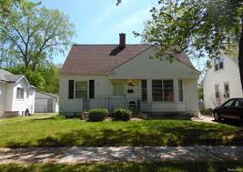 Detroit House For Sale Mls 217008942 20410 Five Points St Detroit Mi 48240 Downtown Realty Www Dtrdetroit Com Detroit Houses Bungalow Style Tenants