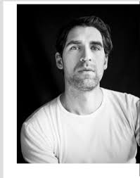 How does he set up such elaborate kills? Law Abiding Citizen 2009 Imdb