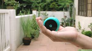 In the simplest play, the string is intended to be wound on the spool by hand; How To Use A Yo Yo Wikihow