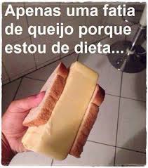 So Uma Fatia Dieta Kkkkk Funny Moments Humor Funny Images