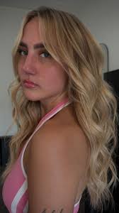 Here’s what to expect during your 2 row extension weft move up😌 , •, •, •,  #nwi #nwihairstylist #nwihair #valpohair , #valparaiso #valparaisohair  #behindthechair #hairextensionspecialist #verahairco ...