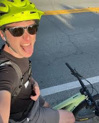 Few pics to share from my fun road trip to Whistler and beyond with the 💯  @jshen_derulo