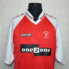 Fifa 20 ratings for rotherham united in career mode. Rotherham United Home Football Shirt 1998 2000 Sponsored By One2one