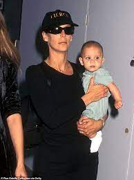 Legendary actor jamie lee curtis announced for the first time that she and her husband watched in wonder and pride as our son became our daughter ruby. by alex bollinger thursday, july 29, 2021 Vi6ytwyxpsdhnm
