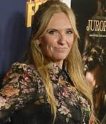 Toni Collette Online