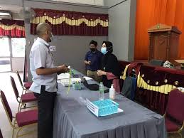 Lai norādītu darba grafiku, iespējams, norādītajā tālrunī: Jabatan Belia Dan Sukan Negeri Terengganu On Twitter Latihan Hari Ke 3 Bagi Sukarelawan Myvac Di Daerah Hulu Terengganu Bersama Pejabat Kesihatan Daerah Hulu Terengganu Di Dewan Majlis Daerah Kuala Berang Turun Hadir