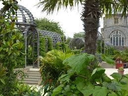 Ancient castle & family home of the duke of norfolk. Arundel Castle Garden