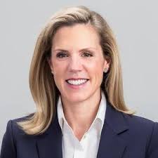 Carissa Barry's Instagram, Twitter & Facebook