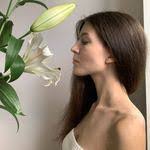 Alissa Prock's Instagram, Twitter & Facebook