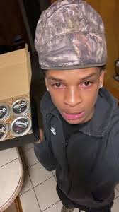 Sweeties Cheesecakes: Irresistible Mixed Berry and Chocolate Delights