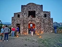 Castiglione di sicilia luxury hotels. Note Di Rosso Passeggiata Tra Arte Musica E Gusto A Castiglione Di Sicilia Etnalife