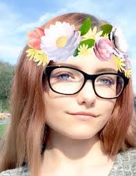 Leann Hodges's Instagram, Twitter & Facebook