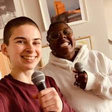 Lucas Houldcroft : playing the trumpet, Christmas carol and overtone