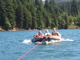 Innertubing On Foster Lake Sweet Home Oregon Oregon Williamette Valley Oregon Beautiful Places Places