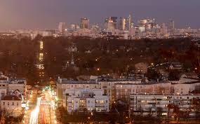 كما تتسم دراسة الطب في جامعات فرنسا بالتطبيق العملي إلى جانب الدراسة النظرية. Si11qut04mppem