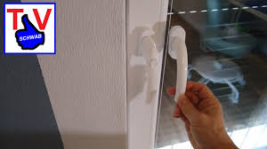 Wenn der fenstergriff blockiert, kann das neben der einstellung auch andere ursachen haben. Fenstergriff Austauschen Gegen Griff Mit Druckknopf Kindersicherung Handle With Push Button Youtube