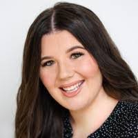 Allie Sewell's Instagram, Twitter & Facebook