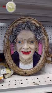 Wrong button Erika! 📱PS: no batteries inside