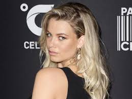 Hailey Clauson Shares BTS Pics From 2023 SI Swimsuit Photo Shoot  si_lifestyle