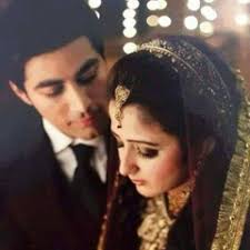 Stream Farkhanda Malik music