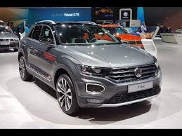 2020 Volkswagen T Roc Slow Walkaround First Look Youtube Volkswagen Chevrolet Trax Vw Volkswagen