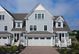 Because of its taupe base, cobble stone looks stunning beside darker colors that bring out its warm undertones. Choosing The Right Colors For Your New James Hardie Siding Project