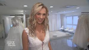 We did not find results for: Zwischen Tull Und Tranen Ein Absoluter Brautkleid Fan Franziska Hat Schon Immer Gerne Brautkleider Anprobiert