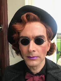 An entire section devoted to david as the doctor with screen caps, scans and publicity photos. David Tennant ×'×˜×•×•×™×˜×¨ Great Selection Of Photos Of Davidtennant With Crowley S Hairstyles As Shared By Hair Make Up Designer Stevie Smith From Goodomens Https T Co Di2shwifmr Https T Co Syr8fhxs0p