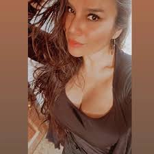 Katherine Cobos Chancay added a...