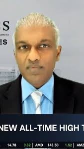 Apple has gotten caught up in FOMO in its move to all-time highs, says Dan  Niles., Niles tells Oliver Renick why $AAPL isn’t a name he’s bullish