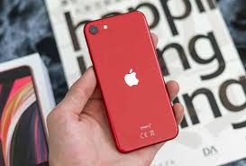 Review: Apple iPhone SE 2020, the ...